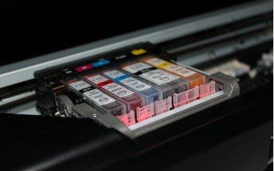 Qual è il toner o la cartuccia compatibile con la mia stampante?